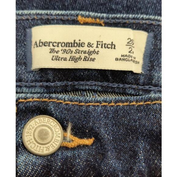 Abercrombie & Fitch 90's Straight Ultra High Rise Jeans Women's Size 26 Frayed - Picture 2 of 12